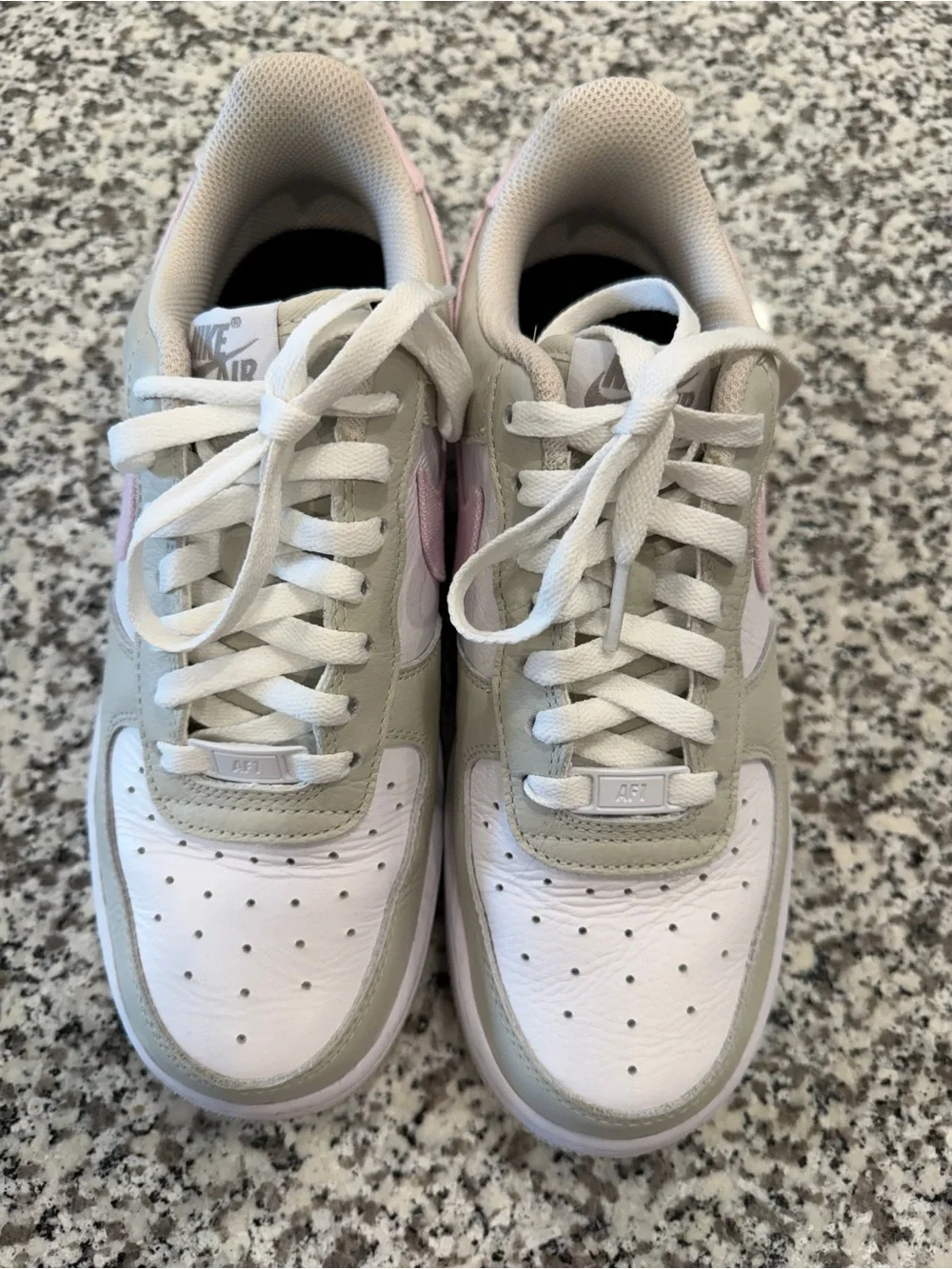 Nike Air Force 1